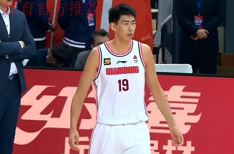 广东U22男篮34分大胜上海,五连胜闯入决赛,徐昕11+5+3+2李奕臻18+5 广东U22男篮34分大胜上海,五连胜闯入决赛,徐昕11+5+3+2李奕臻18+5